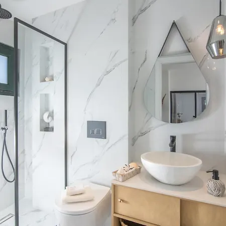 New Aether Apts Near The Sea 아파트 *